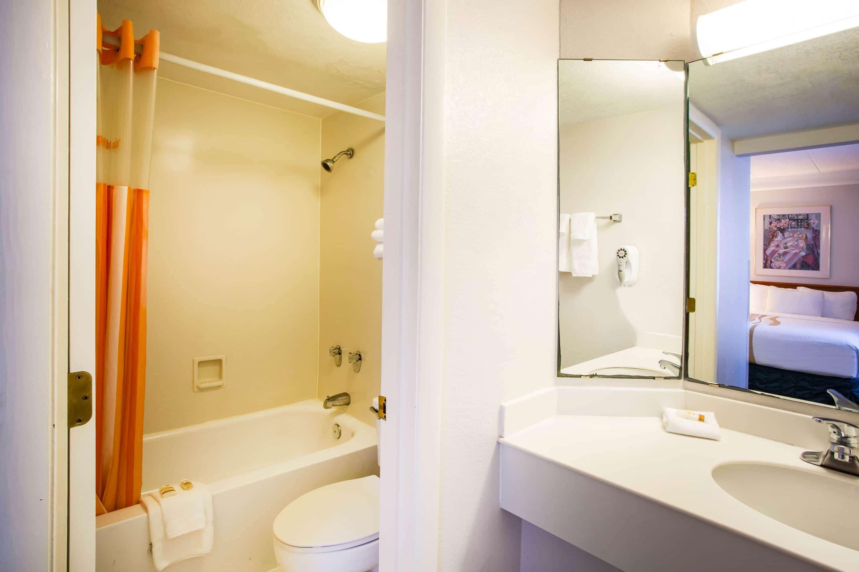 La Quinta Inn By Wyndham Norfolk Virginia Beach Exteriör bild