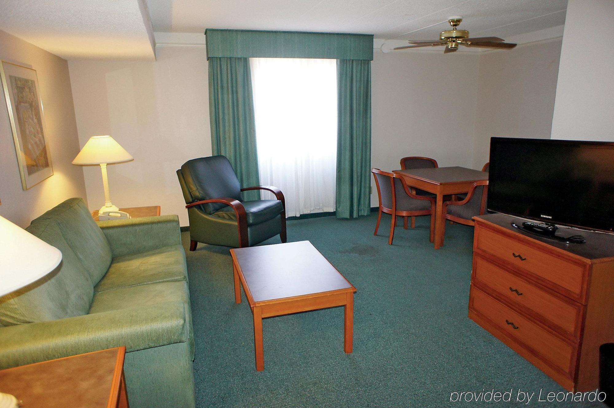 La Quinta Inn By Wyndham Norfolk Virginia Beach Exteriör bild